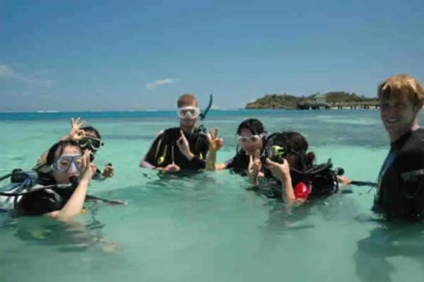 Mana Lagoon Backpackers Екстериор снимка